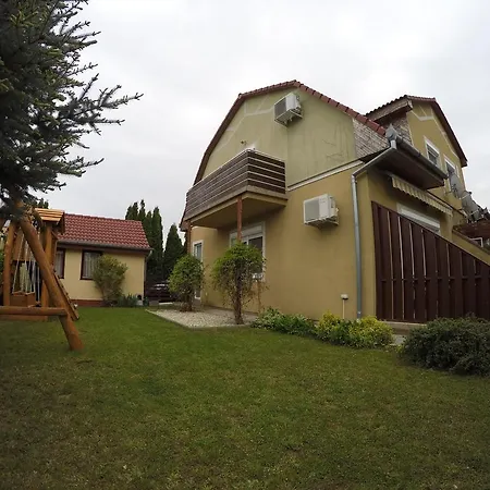 Martika Apartmán Siófok